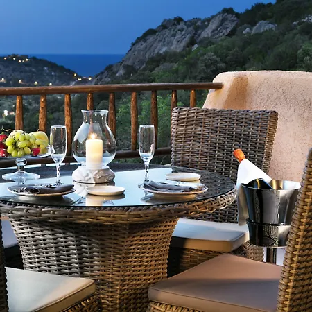 Relais Carola Готель 4*