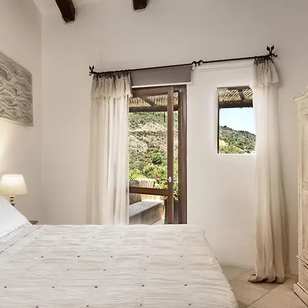 Hotel Relais Carola 4*