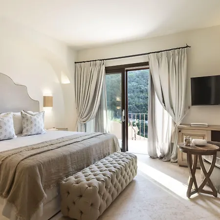 فندق Relais Carola 4*