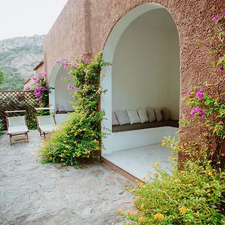 Ξενοδοχείο Relais Carola Πόρτο Τσέρβο