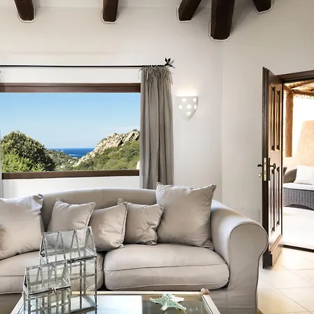 Ξενοδοχείο Relais Carola 4*